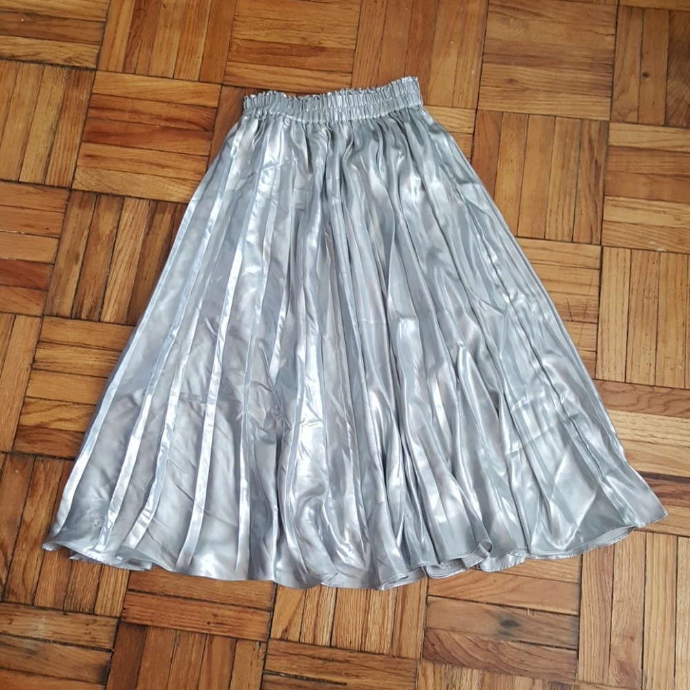 HM midi skirt